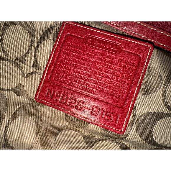 Vintage Coach Large Bucket Red Leather Handbag - Picture 3 of 4